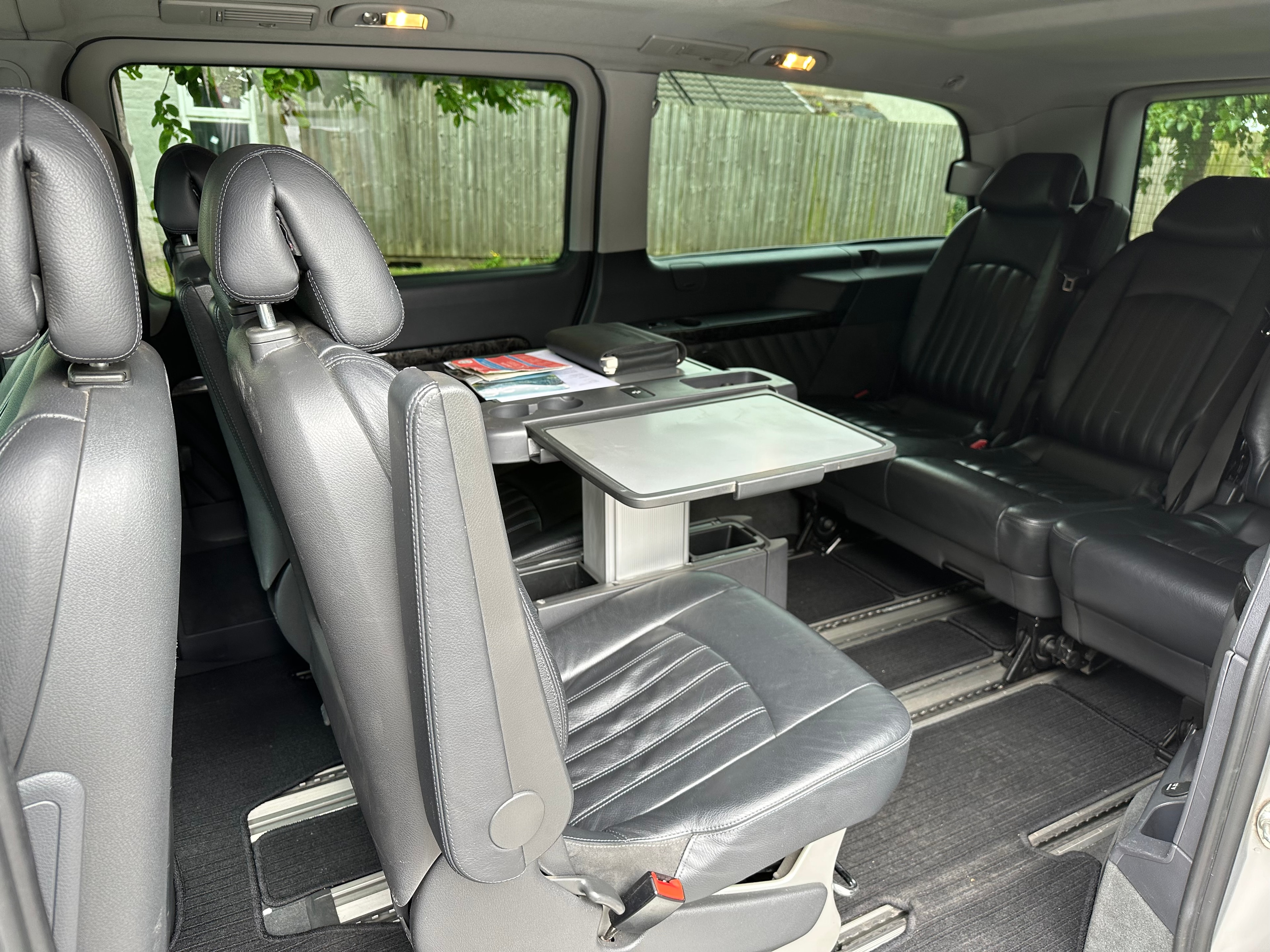Mercedes Viano interior detail
